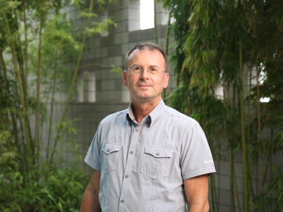 Professor Peter Ecke